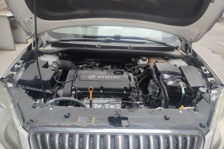 Used Buick GT 2013 GT 1.6L Automatic Fashion Edition Engine Bay