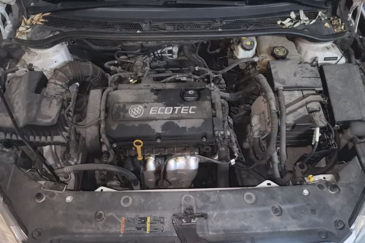 Used Buick GT 2013 GT 1.6L Manual Entry-Level Model Engine Bay