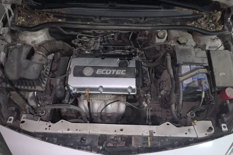 Used Buick GT 2013 XT 1.6L Automatic Fashion Edition Engine Bay