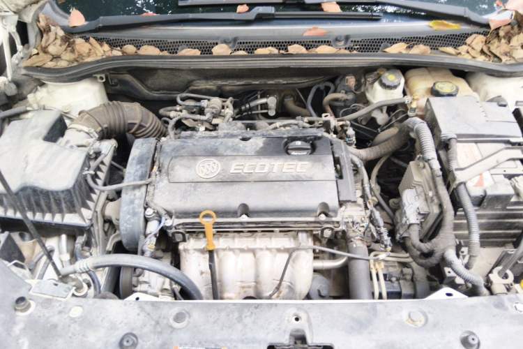 Used Buick GT 2013 GT 1.6L Automatic Fashion Edition Engine Bay