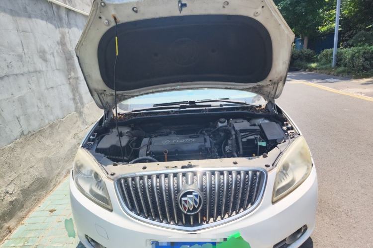 Used Buick GT 2013 GT 1.6L Automatic Fashion Edition Engine Bay