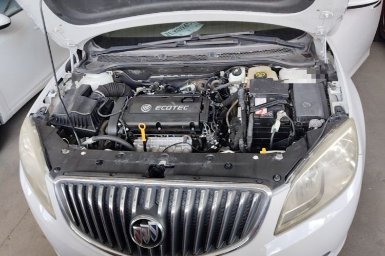 Used Buick GT 2013 GT 1.6L Automatic Fashion Edition Engine Bay