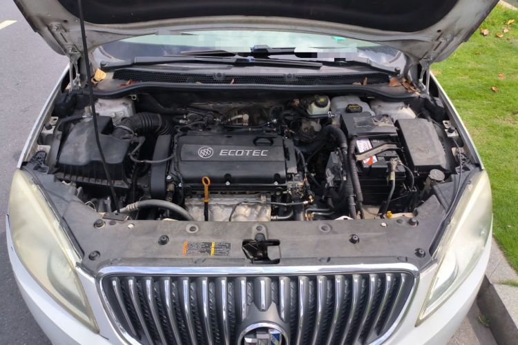 Used Buick GT 2013 GT 1.6L Automatic Fashion Edition Engine Bay