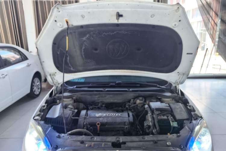 Used Buick GT 2013 GT 1.6L Automatic Fashion Edition Engine Bay