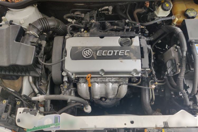 Used Buick GT 2013 XT 1.6L Automatic Fashion Edition Engine Bay