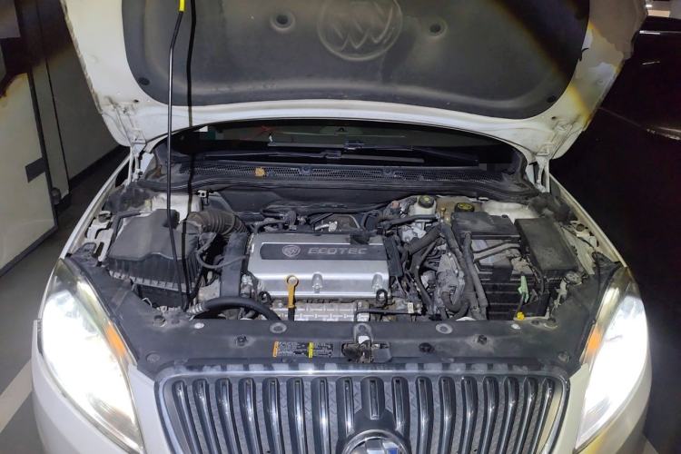 Used Buick GT 2013 GT 1.6L Automatic Fashion Edition Engine Bay