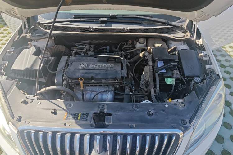 Used Buick GT 2013 GT 1.6L Automatic Fashion Edition Engine Bay