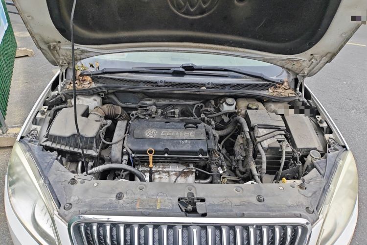 Used Buick GT 2013 GT 1.6L Automatic Fashion Edition Engine Bay