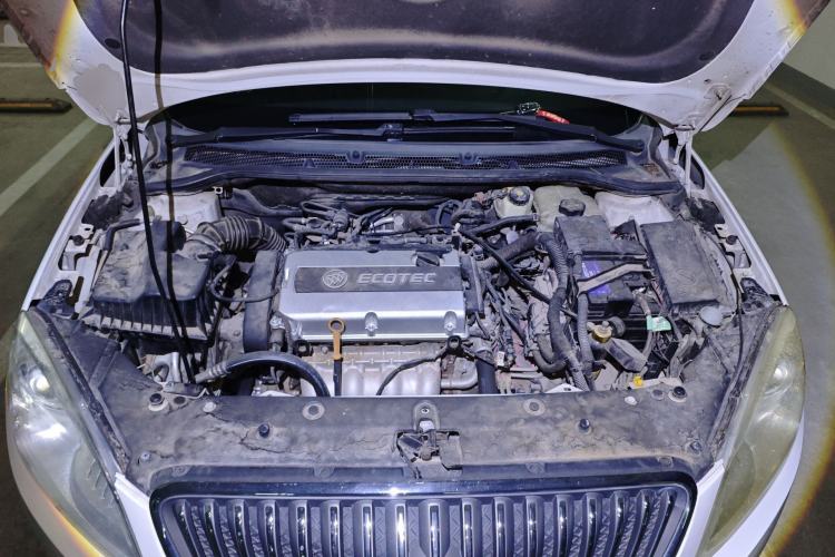 Used Buick GT 2013 GT 1.6L Automatic Fashion Edition Engine Bay