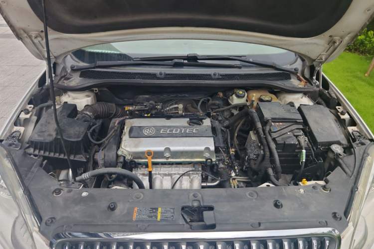 Used Buick GT 2013 GT 1.6L Automatic Fashion Edition Engine Bay