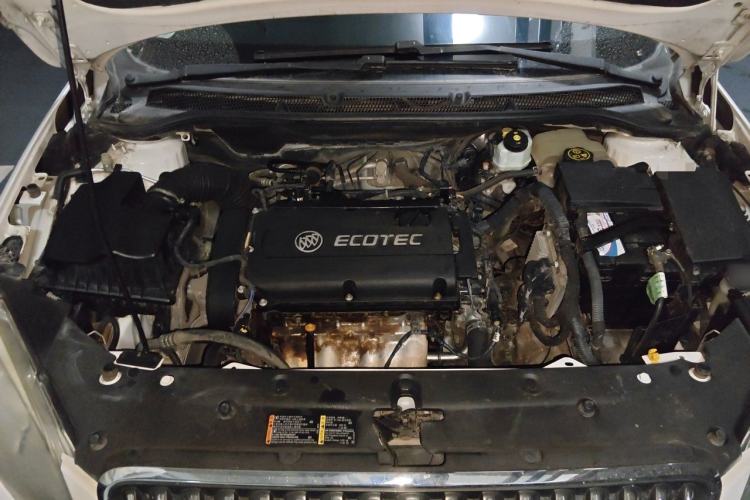 Used Buick GT 2013 GT 1.6L Manual Entry-Level Model Engine Bay
