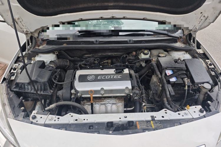 Used Buick GT 2013 XT 1.6L Automatic Fashion Edition Engine Bay