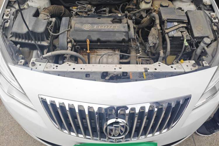 Used Buick GT 2013 XT 1.6L Automatic Fashion Edition Engine Bay