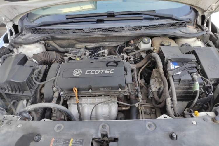 Used Buick GT 2013 GT 1.6L Automatic Fashion Edition Engine Bay