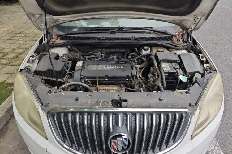 Used Buick GT 2013 GT 1.6L Automatic Fashion Edition Engine Bay