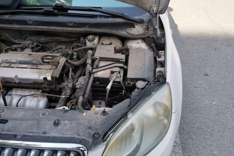Used Buick GT 2013 GT 1.6L Automatic Comfort Edition Engine Bay Left