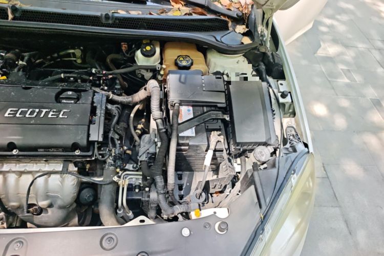 Used Buick GT 2013 GT 1.6L Automatic Fashion Edition Engine Bay Left