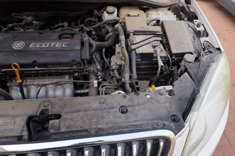 Used Buick GT 2013 GT 1.6L Automatic Fashion Edition Engine Bay Left
