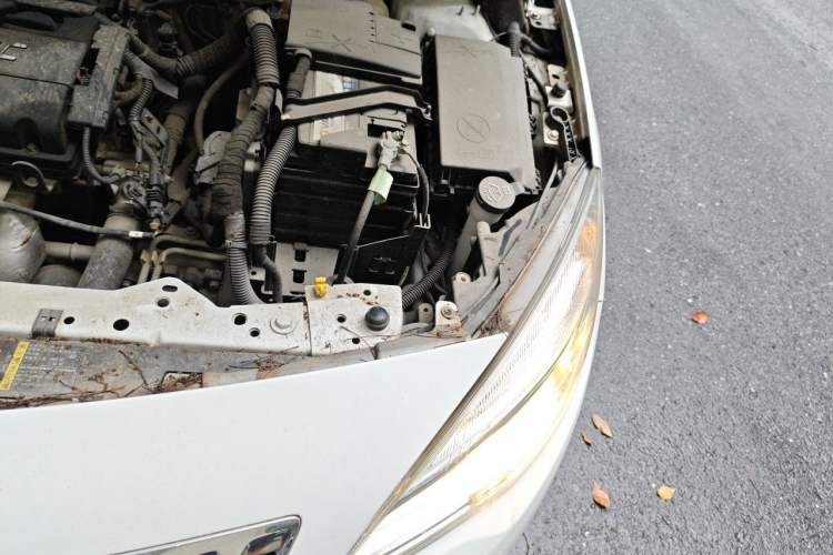 Used Buick GT 2013 XT 1.6L Automatic Fashion Edition Engine Bay Left