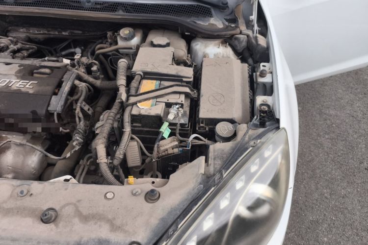 Used Buick GT 2013 GT 1.6L Automatic Fashion Edition Engine Bay Left