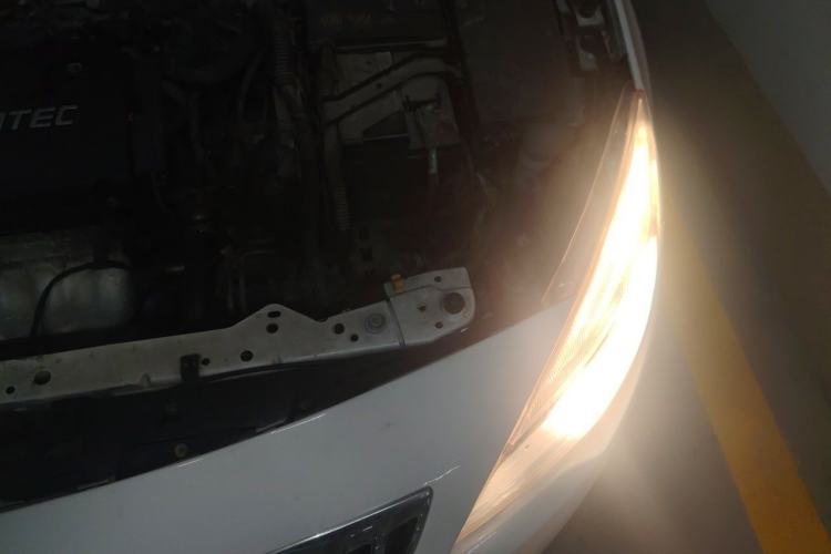 Used Buick GT 2013 XT 1.6L Automatic Fashion Edition Engine Bay Left
