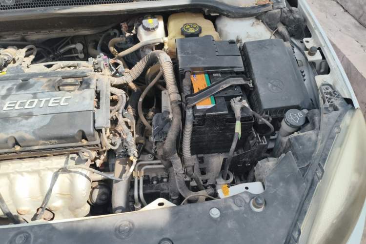 Used Buick GT 2013 GT 1.6L Automatic Fashion Edition Engine Bay Left
