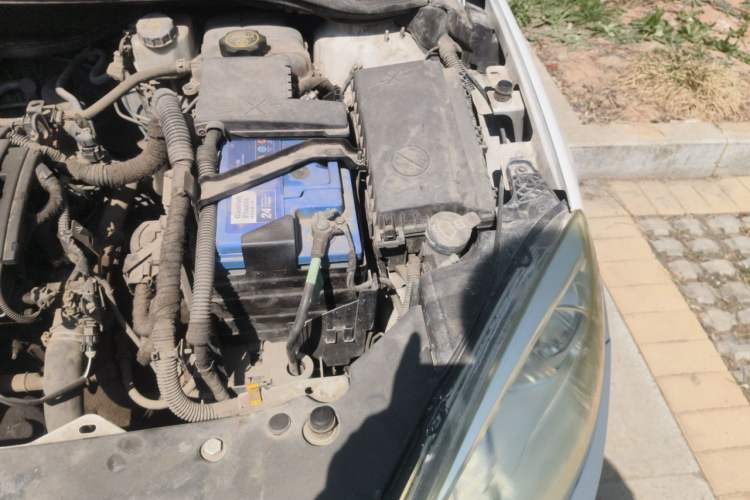 Used Buick GT 2013 GT 1.6L Manual Comfort Edition Engine Bay Left