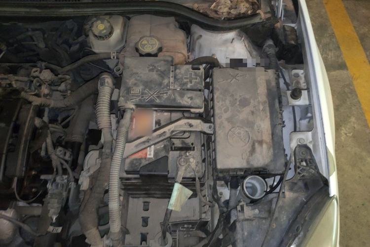 Used Buick GT 2013 GT 1.6L Manual Entry-Level Model Engine Bay Left