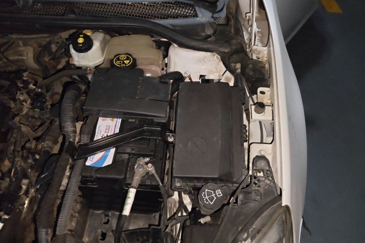 Used Buick GT 2013 GT 1.6L Manual Entry-Level Model Engine Bay Left