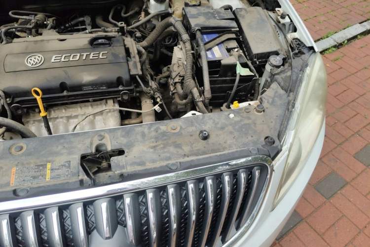 Used Buick GT 2013 GT 1.6L Manual Entry-Level Model Engine Bay Left