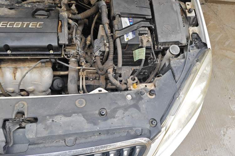 Used Buick GT 2013 GT 1.6L Automatic Fashion Edition Engine Bay Left