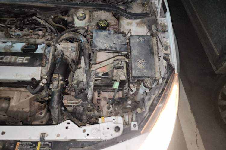 Used Buick GT 2013 XT 1.6T Automatic Fashion Sport Edition Engine Bay Left