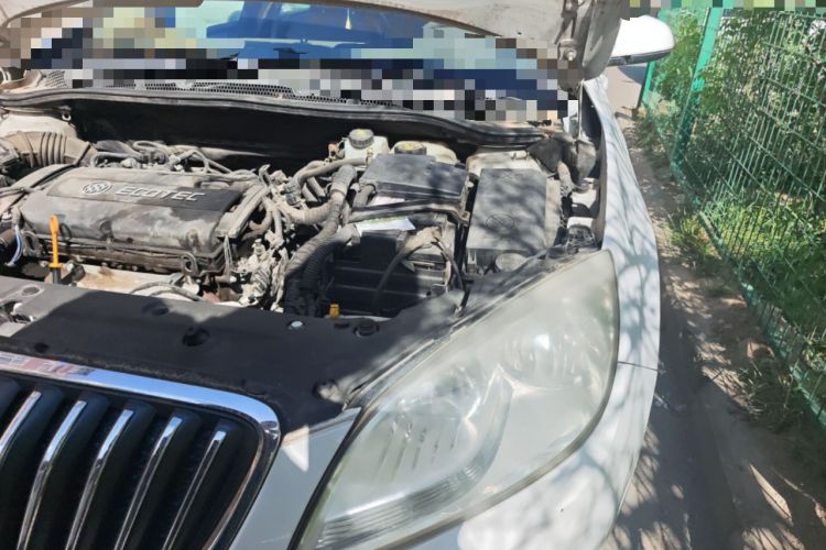 Used Buick GT 2013 GT 1.6L Automatic Comfort Edition Engine Bay Left