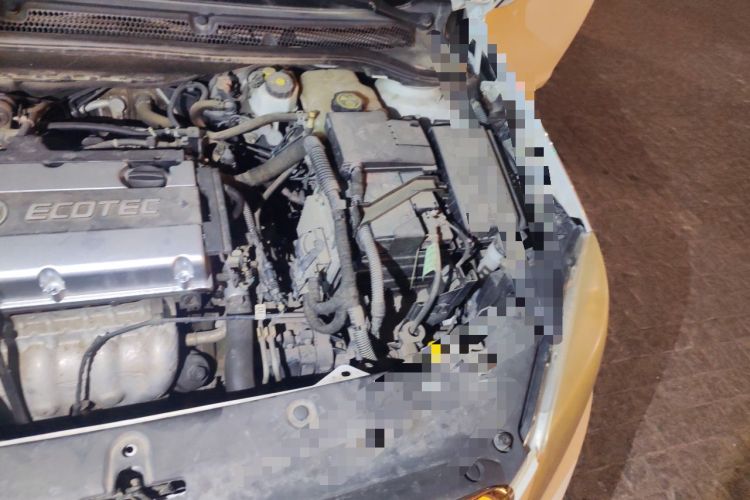 Used Buick GT 2013 GT 1.6L Automatic Fashion Edition Engine Bay Left