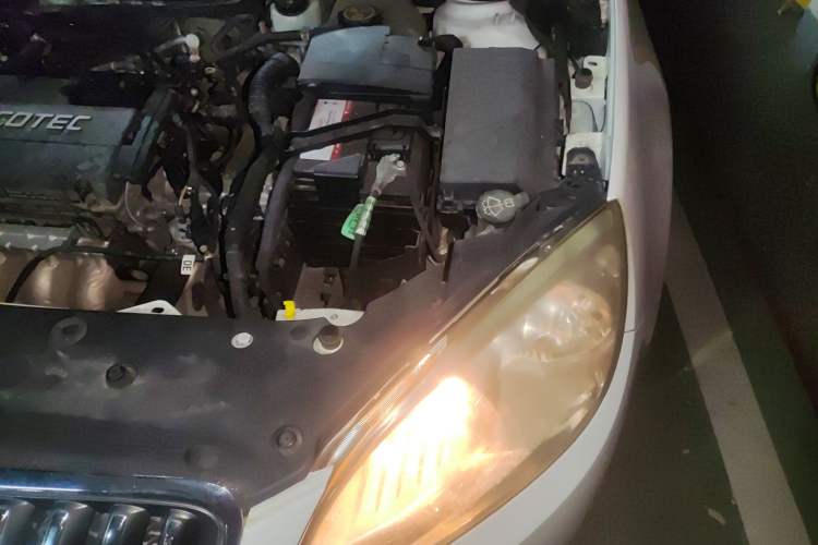 Used Buick GT 2013 GT 1.6L Manual Entry-Level Model Engine Bay Left