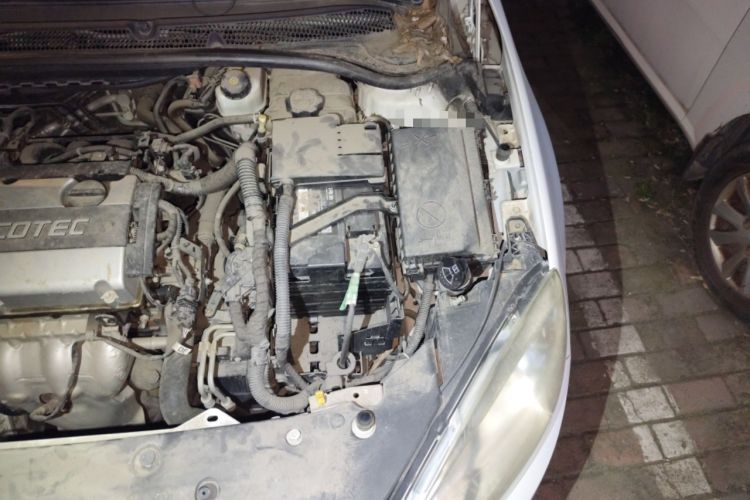 Used Buick GT 2013 GT 1.6L Automatic Fashion Edition Engine Bay Left