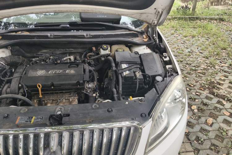 Used Buick GT 2013 GT 1.6L Automatic Comfort Edition Engine Bay Left