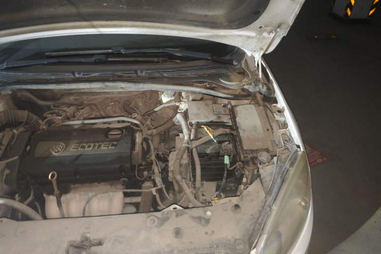 Used Buick GT 2013 GT 1.6L Manual Entry-Level Model Engine Bay Left