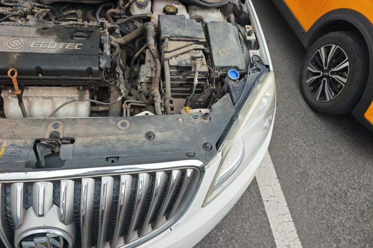 Used Buick GT 2013 GT 1.6L Automatic Comfort Edition Engine Bay Left