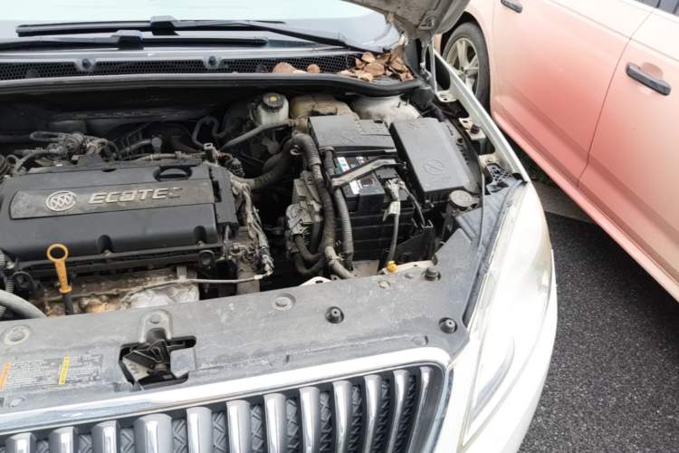 Used Buick GT 2013 GT 1.6L Manual Entry-Level Model Engine Bay Left