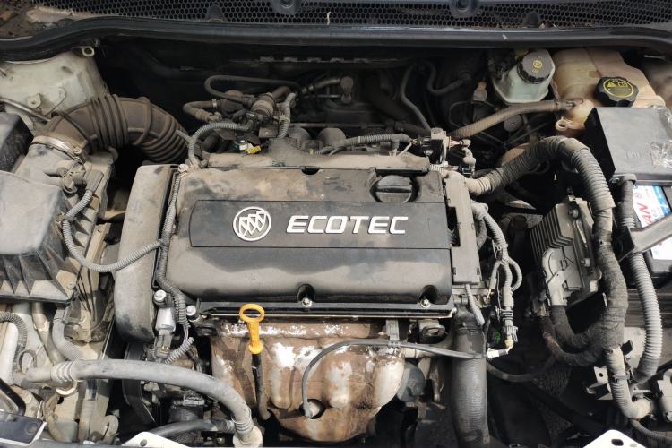 Used Buick GT 2013 GT 1.6L Manual Entry-Level Model Engine Bay