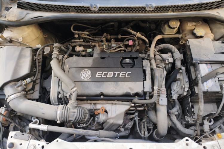 Used Buick GT 2013 XT 1.6T Automatic Fashion Sport Edition Engine Bay