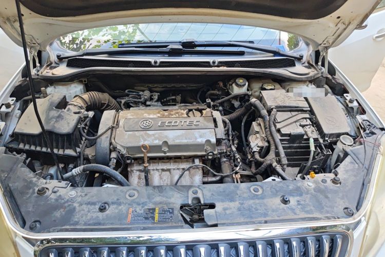 Used Buick GT 2013 GT 1.6L Automatic Fashion Edition Engine Bay