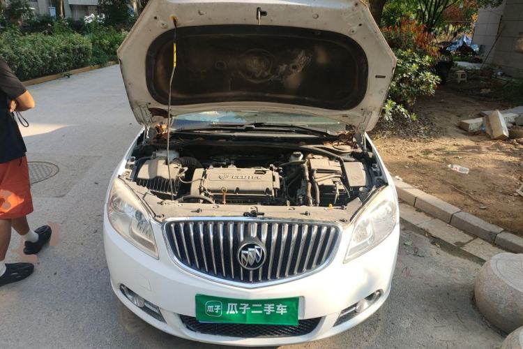 Used Buick GT 2013 GT 1.6L Automatic Fashion Edition Engine Bay