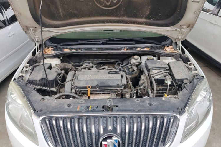Used Buick GT 2013 GT 1.6L Manual Entry-Level Model Engine Bay