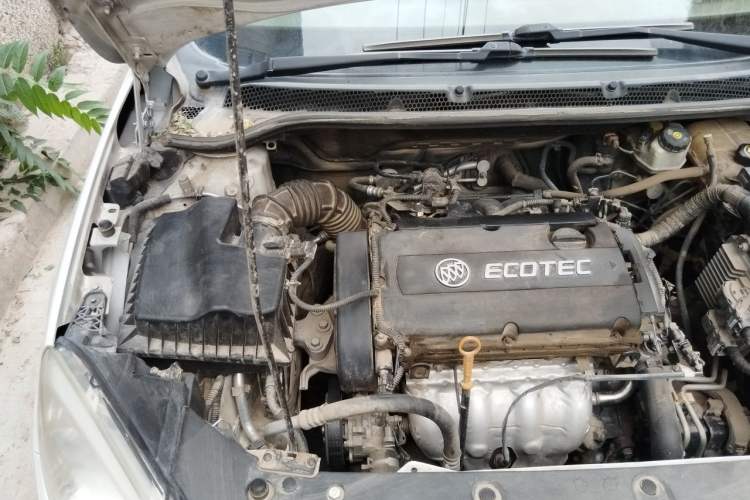 Used Buick GT 2013 GT 1.6L Automatic Fashion Edition Engine Bay Right