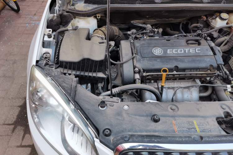 Used Buick GT 2013 GT 1.6L Automatic Fashion Edition Engine Bay Right