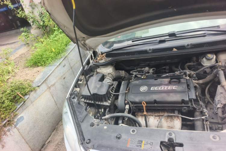 Used Buick GT 2013 GT 1.6L Automatic Fashion Edition Engine Bay Right