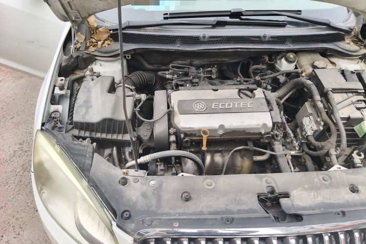 Used Buick GT 2013 GT 1.6L Automatic Fashion Edition Engine Bay Right