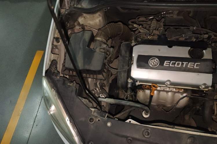 Used Buick GT 2013 GT 1.6L Automatic Comfort Edition Engine Bay Right